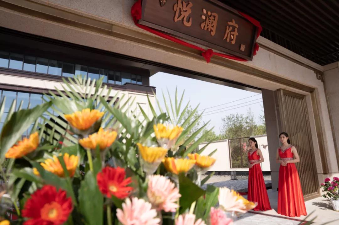 当红不让丨中洋·悦澜府开盘热销，演绎傲世传奇！(图2)