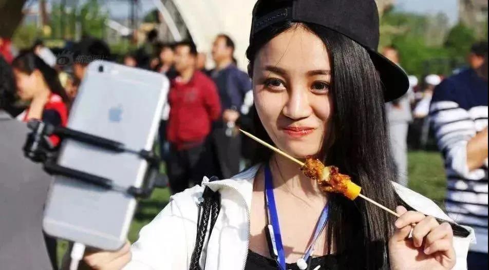 十天十夜全免单！2020莱芜福泽家园啤酒龙虾电音Party8月28日盛大开幕，带上手机免... (图35)