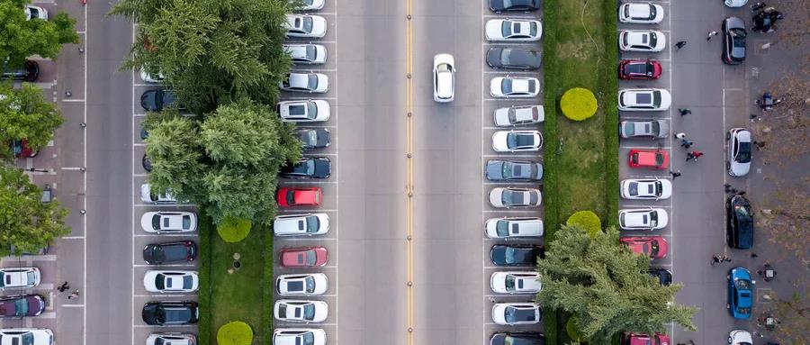 【龙厢首府】为什么聪明的业主都喜欢买房送车位？(图4)