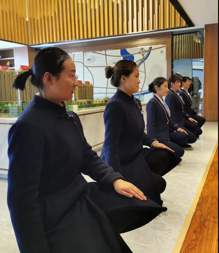 【兴宇物业 培训学习】物业同行互交流 参观学习共进步(图2)