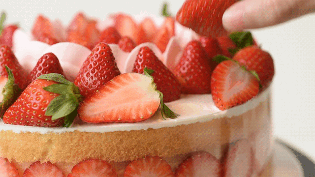 【招募】暖冬相约 焙感幸福丨玉龙湾亲子蛋糕DIY邀您共享甜蜜“食”光！(图3)