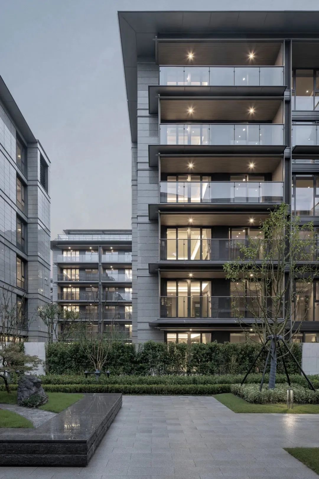 蓝城·鳯起玉鳴|风靡杭州的“现象级”Trees Villa城市叠墅,即将首映莱芜(图9)