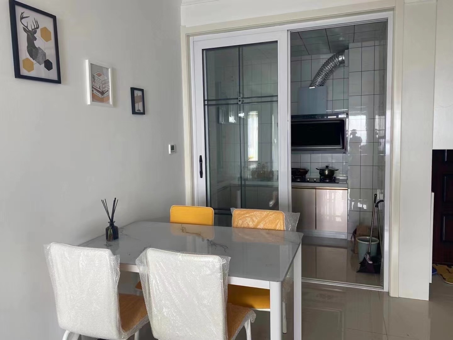 和天下吉房出租 全新家具精装修(图3)